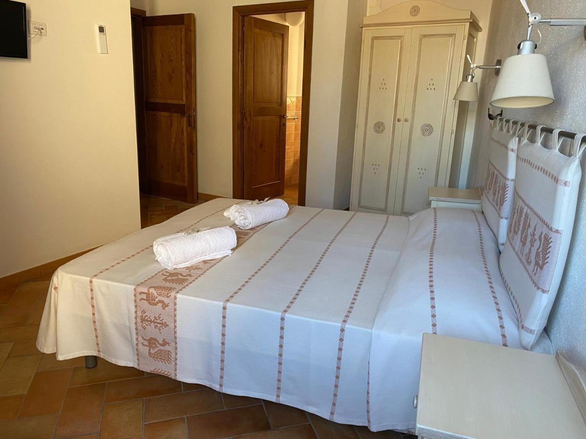 Bed And Bike Antico Mulino Hotel Aglientu Kültér fotó