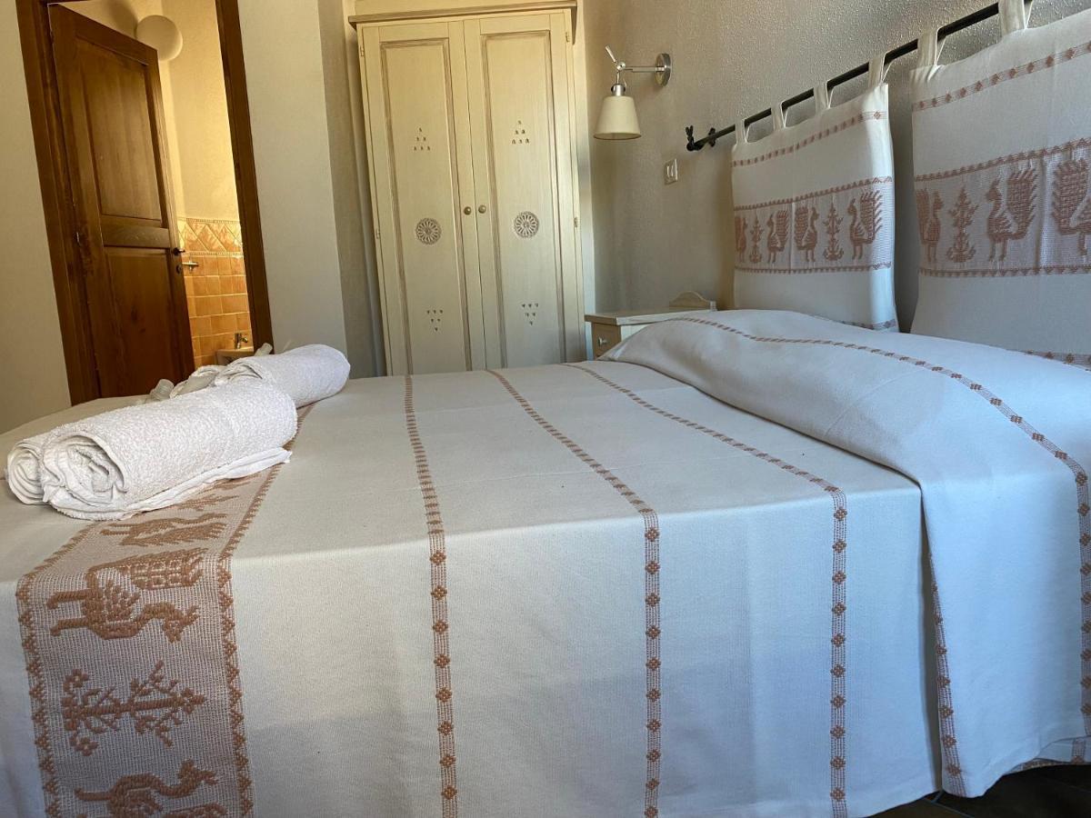 Bed And Bike Antico Mulino Hotel Aglientu Kültér fotó