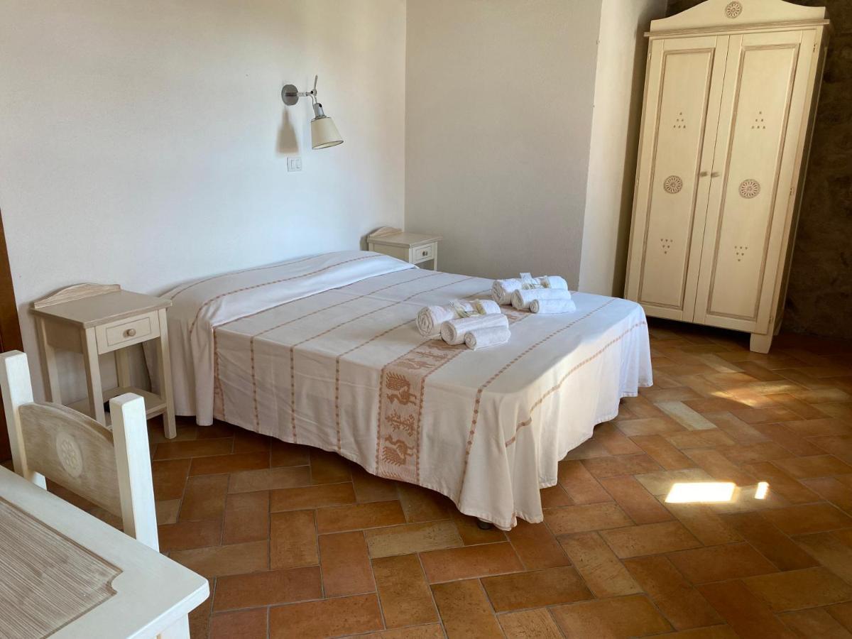 Bed And Bike Antico Mulino Hotel Aglientu Kültér fotó